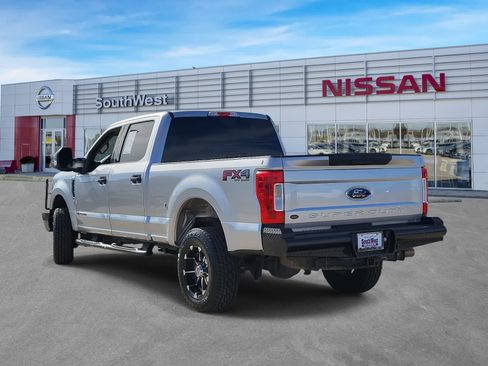 Used 2019 Ford F250 XLT w/ XLT Value Package image 8