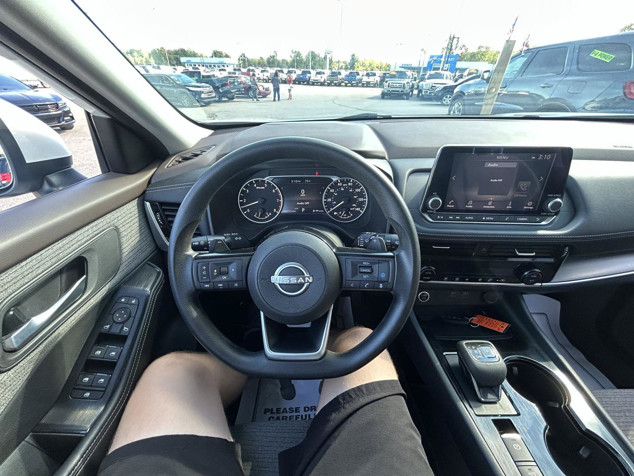 Used 2022 Nissan Rogue SV AWD/4WD image 28