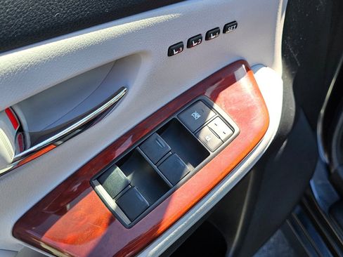 Used 2010 Lexus HS 250h Premium image 31