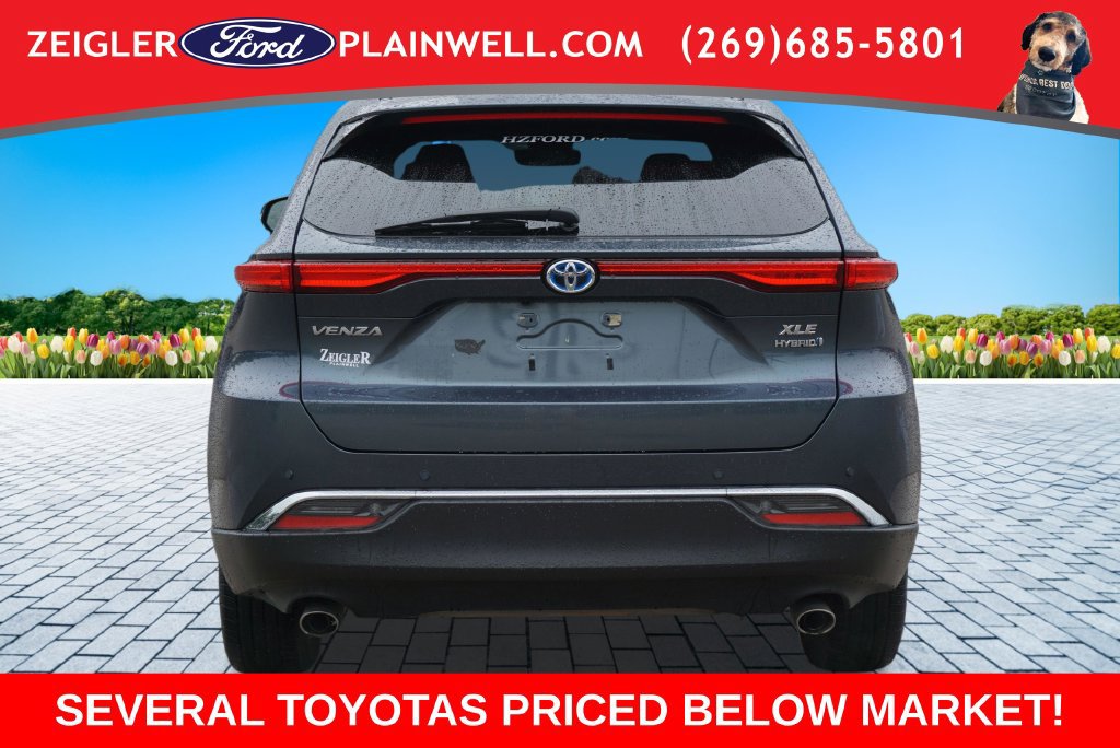 Used 2022 Toyota Venza XLE AWD/4WD image 4