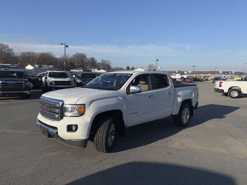 Used 2015 GMC Canyon SLT w/ Driver Alert Package image 2