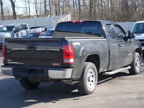 Used 2010 GMC Sierra 1500 SLE w/ Power Pack Plus image 9
