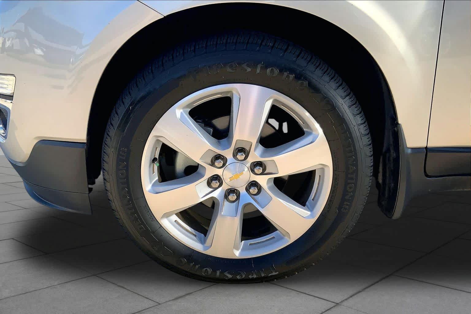 Used 2016 Chevrolet Traverse LTZ FWD image 10