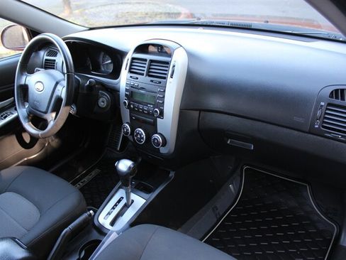 Used 2009 Kia Spectra SX image 17