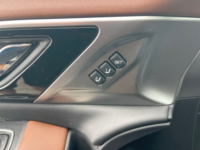 Used 2020 Subaru Outback Touring AWD/4WD image 29