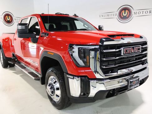 Used 2026 GMC Sierra 3500 SLE w/ SLE Value Package AWD/4WD image 32