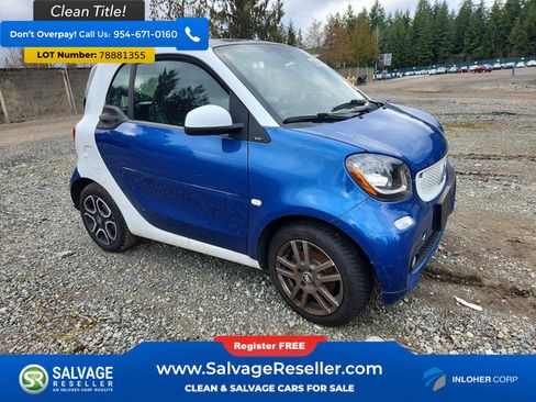 Used 2016 smart fortwo Coupe image 5