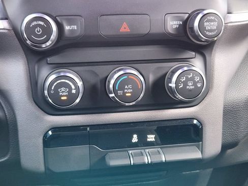 Used 2022 RAM 1500 Big Horn RWD image 23
