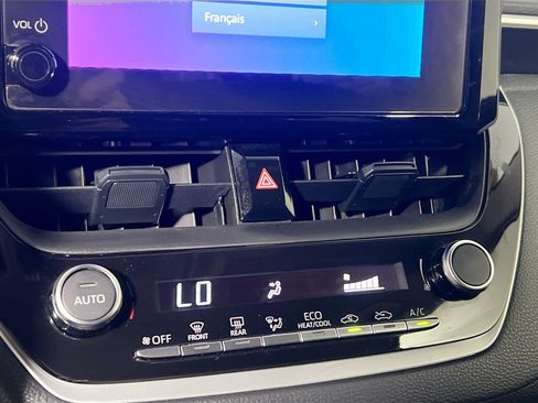 Used 2025 Toyota Corolla LE FWD image 25