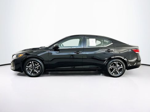 Used 2024 Nissan Sentra SV image 4