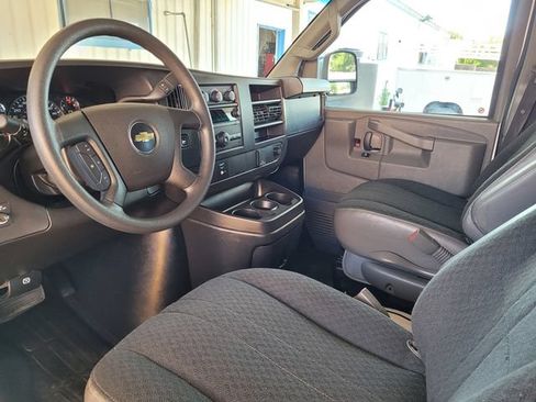 Used 2025 Chevrolet Express 2500 w/ Driver Convenience Package RWD image 17