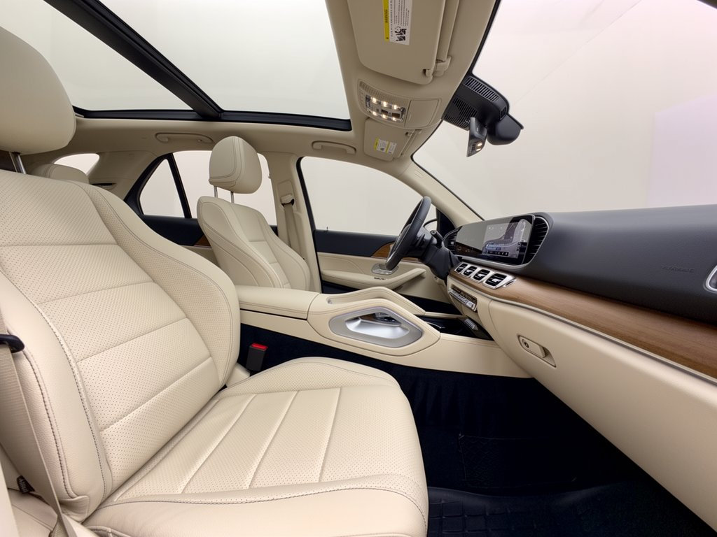 Used 2021 Mercedes-Benz GLE 450 4MATIC image 30