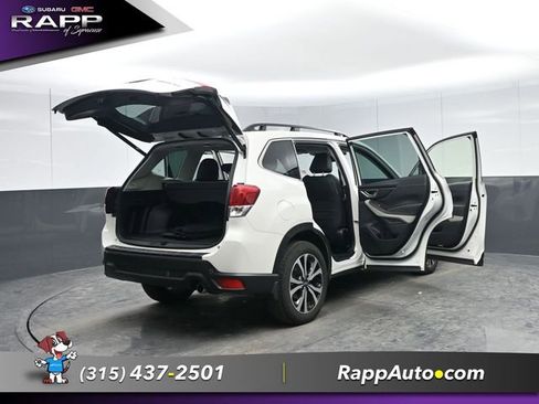 Used 2023 Subaru Forester Limited image 31