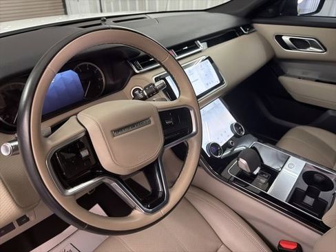 Used 2022 Land Rover Range Rover Velar R-Dynamic S AWD/4WD image 11