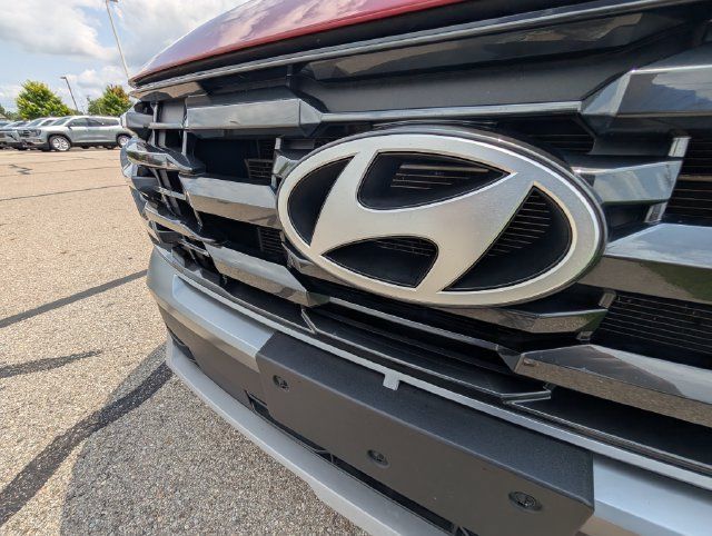 Used 2025 Hyundai Tucson SEL FWD image 32