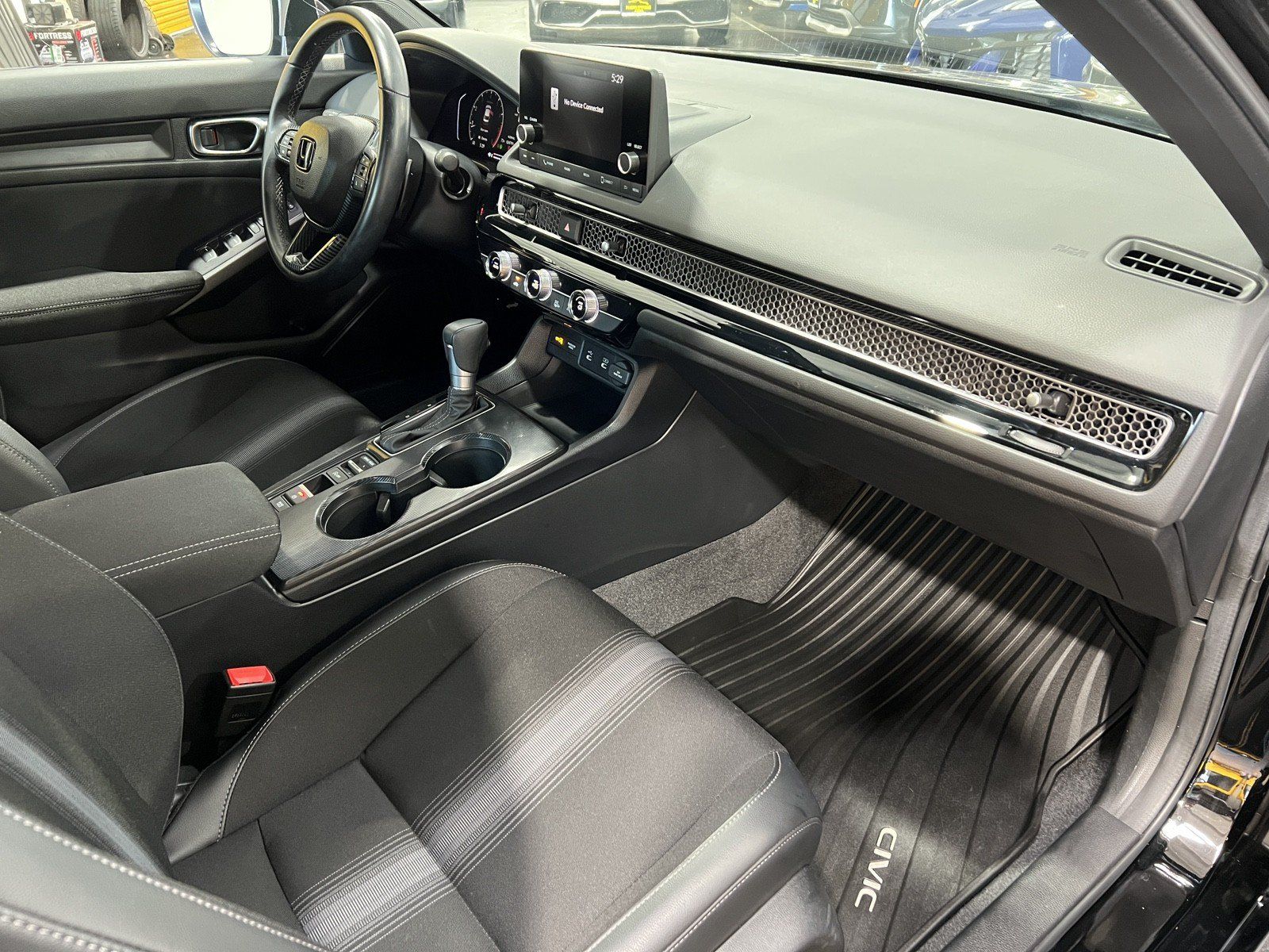 Used 2025 Honda Civic Sport image 15