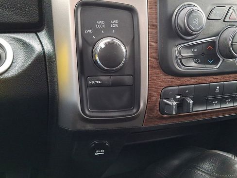 Used 2018 RAM 2500 Laramie AWD/4WD image 23