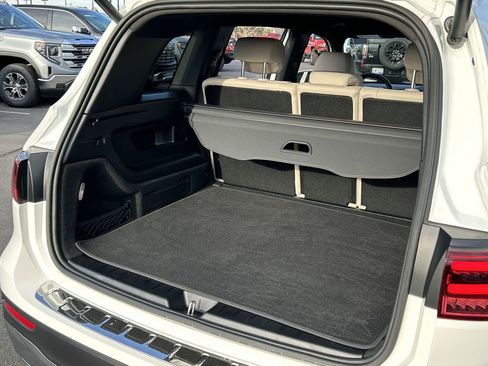 Used 2025 Mercedes-Benz GLB 250 4MATIC image 25
