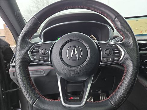 Used 2022 Acura MDX A-Spec image 13