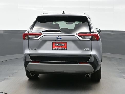 Used 2024 Toyota RAV4 XSE w/ Advanced Technology Package AWD/4WD image 5