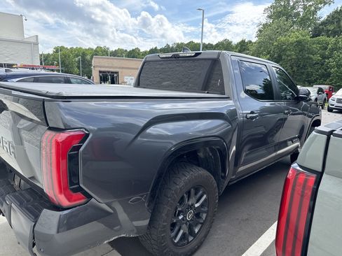 Used 2024 Toyota Tundra Platinum AWD/4WD image 6