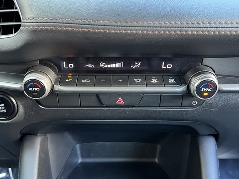 Used 2025 MAZDA MAZDA3 s Sport FWD image 30