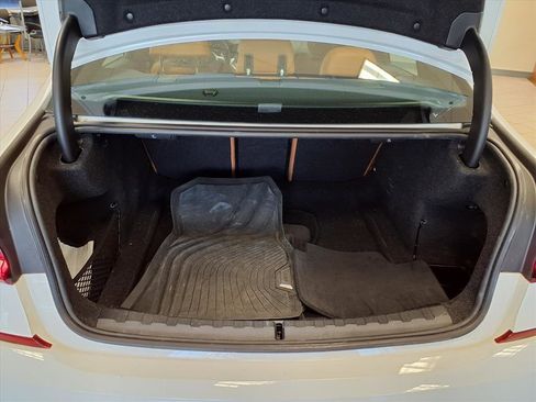 Used 2021 BMW 330i Sedan w/ M Sport Package image 17