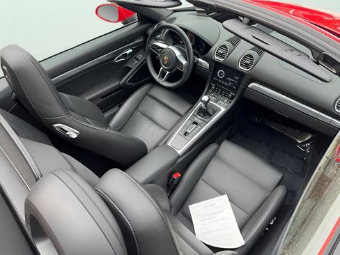 Used 2023 Porsche 718 Boxster S image 16