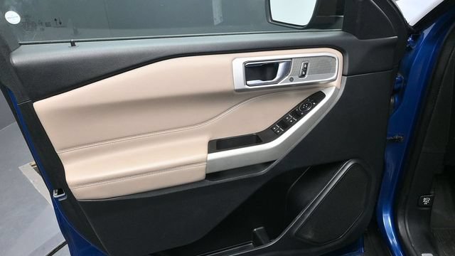 Used 2021 Ford Explorer Limited AWD/4WD image 17