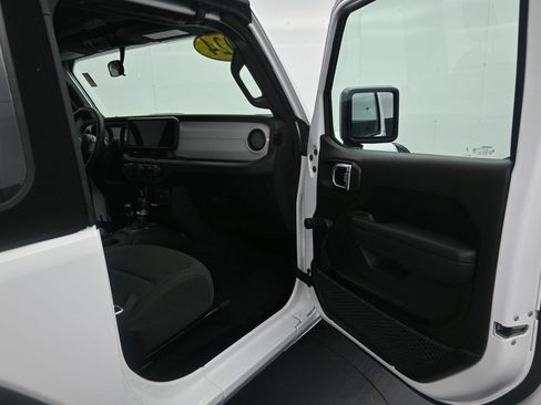 Used 2024 Jeep Wrangler Sport AWD/4WD image 13