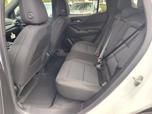 New 2026 Chevrolet Equinox LT w/ Safety and Technology Package FWD image 6
