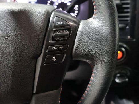 Used 2023 Nissan Titan PRO-4X AWD/4WD image 34
