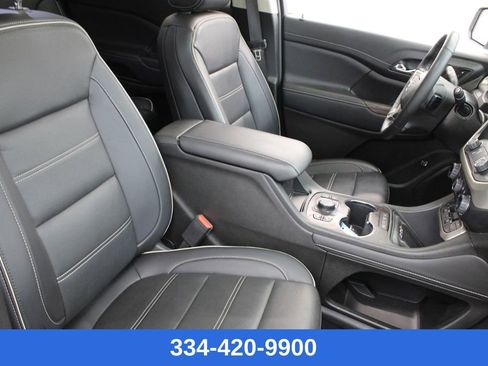 Used 2023 GMC Acadia Denali w/ Denali Ultimate Package image 24