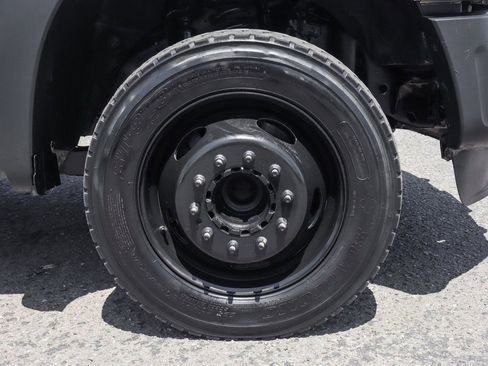 Used 2013 Ford F550 2WD Crew Cab Super Duty w/ Payload Upgrade Pkg image 35