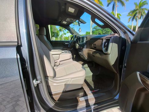Used 2020 Chevrolet Silverado 1500 LT w/ All-Star Edition AWD/4WD image 35