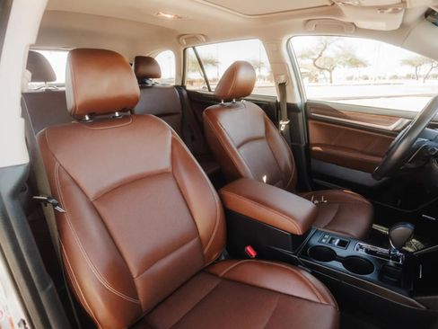 Used 2018 Subaru Outback 3.6R Touring image 39