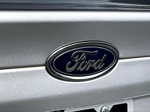 Used 2016 Ford Fusion Titanium image 31