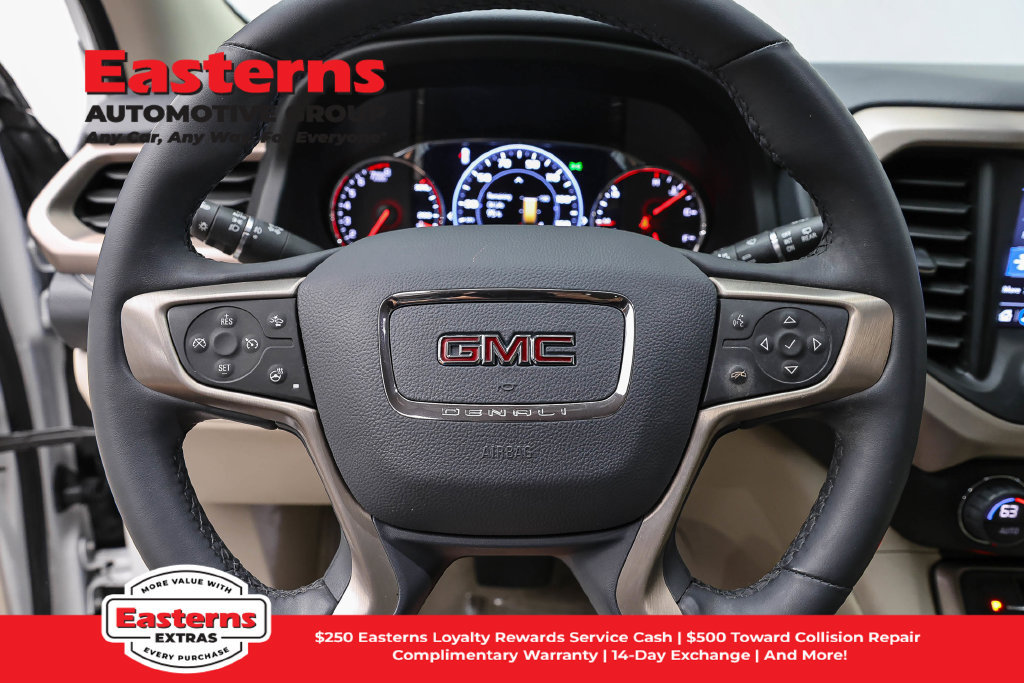 Used 2023 GMC Acadia Denali AWD/4WD image 11
