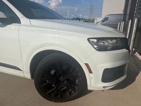 Used 2019 Audi Q7 3.0T Prestige w/ Prestige Package AWD/4WD image 19