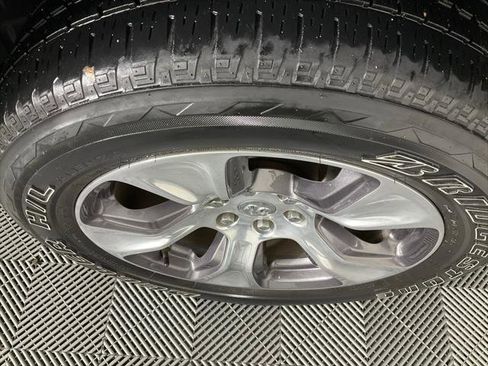 Certified 2021 RAM 1500 Laramie image 9