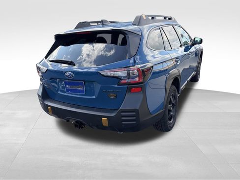 Used 2025 Subaru Outback Wilderness AWD/4WD image 4