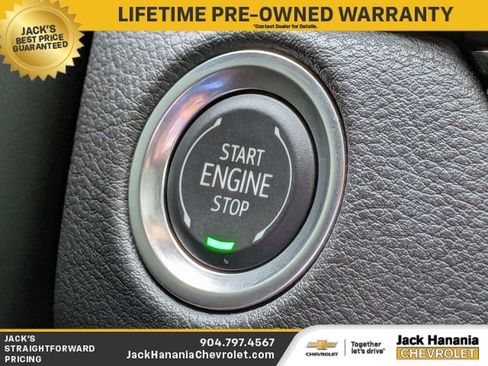 Used 2025 Cadillac XT4 Sport FWD image 34