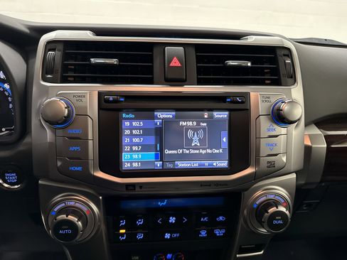 Used 2018 Toyota 4Runner Limited image 23