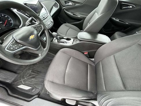 Used 2023 Chevrolet Malibu LS FWD image 10