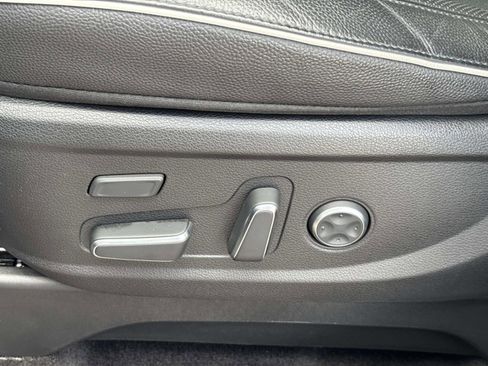 Used 2024 Hyundai Palisade Limited image 27