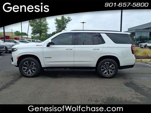 Used 2023 Chevrolet Tahoe Z71 w/ Luxury Package AWD/4WD image 2