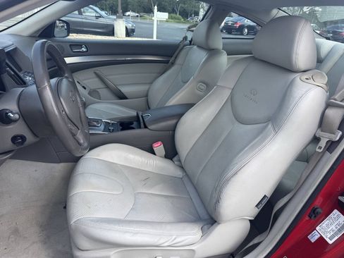 Used 2010 INFINITI G37 Journey w/ Premium Pkg RWD image 7