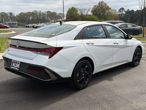 New 2026 Hyundai Elantra Sport FWD image 6
