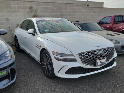 Certified 2026 Genesis G80 2.5T Advanced AWD/4WD image 3