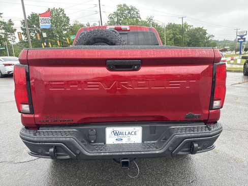 Used 2024 Chevrolet Colorado ZR2 w/ ZR2 Bison Edition AWD/4WD image 5